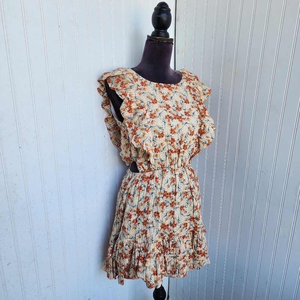 MINKPINK Zahari Dress Womens Floral Ruffled Flutter Sleeve Cottage Cutout M - Picture 5 of 16